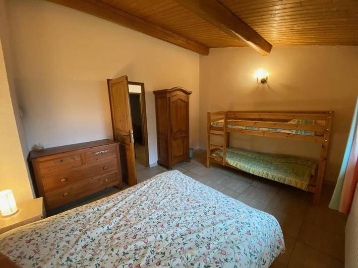 Location de vacances pour 14 personnes, avec sauna ainsi que jardin et vue, animaux acceptés à Camps-sur-l'Agly - 2