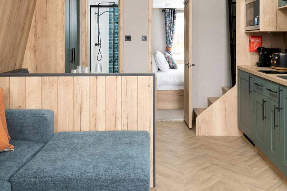 Azure Horizons Glamping - The Brook Pod Gv18 in Northampton, Northamptonshire