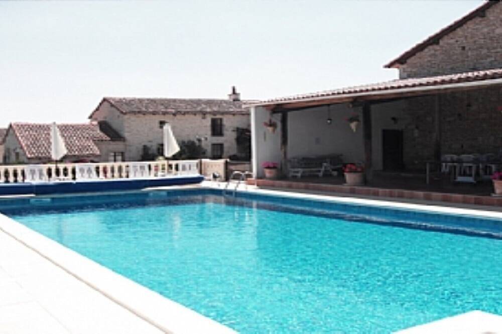 Camelia Cottage - La Logerie, Mauprevoir in Mauprévoir, Vienne (France)