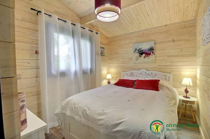 Location de vacances pour 6 personnes, avec terrasse ainsi que jacuzzi et piscine à Sulniac - 3