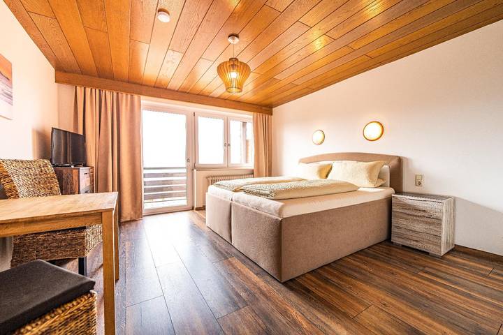 Pension für 2 Personen, mit Balkon und Balkon/Terrasse sowie Terrasse und Garten in Bad Kötzting
