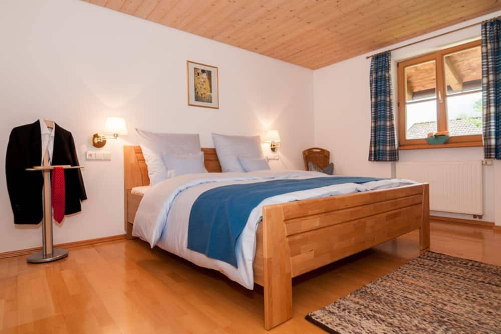 Entire apartment, Apartment Ringberg - Apartments Nutz in Bad Wiessee, Bavarian Alps