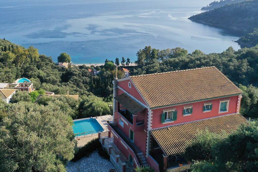Villa Vasso Three-Bedroom Sea View Residence, near Kerasia Beach in Paralia Kerasia, Corfou