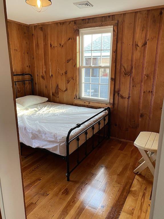 Light and bright three bedroom cottage-steps away from Humarock Beach! in Scituate, Massachusetts