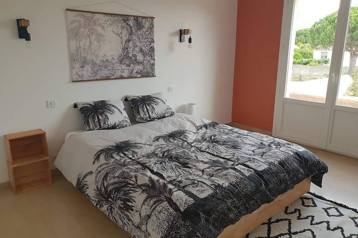 Location de vacances pour 10 personnes, avec jardin à Lunel - 4