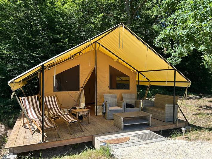 Chambre d’hôte pour 6 personnes, avec jardin et piscine ainsi que vue sur le lac et vue, animaux acceptés dans Yonne - 4