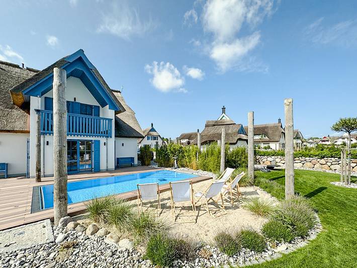 Ferienhaus für 6 Personen, mit Balkon und Terrasse sowie Garten und Sauna an der Ostsee