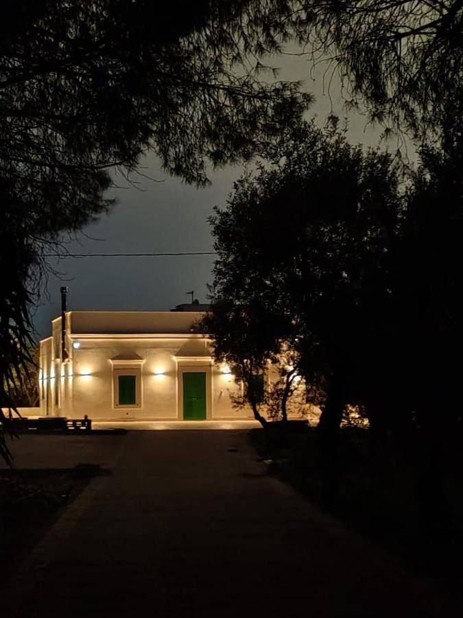 Casale per 4 persone, con panorama e giardino in Puglia