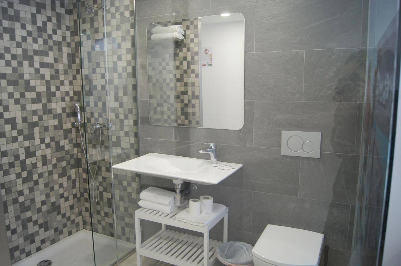 Hostal Sanmar in Figueras, Haut-Ampurdan