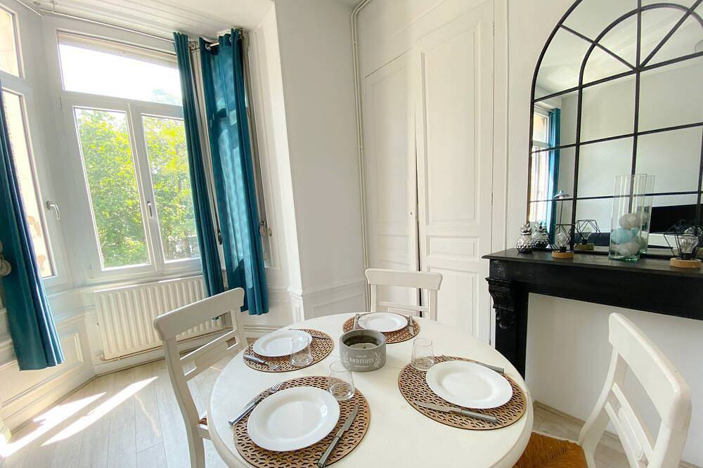 Ganze Wohnung, Le Saint Pierre-Apartment-Ensuite Bad in Calais, Calais und Umgebung