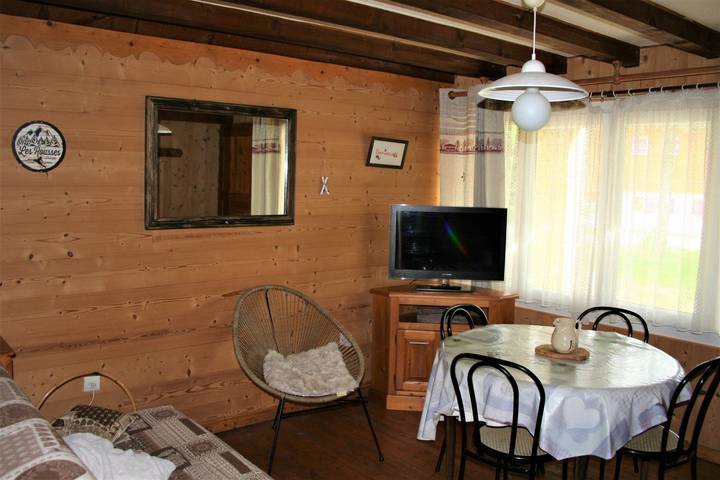 Gîte pour 4 personnes, avec jardin, animaux acceptés à Les Rousses - 3