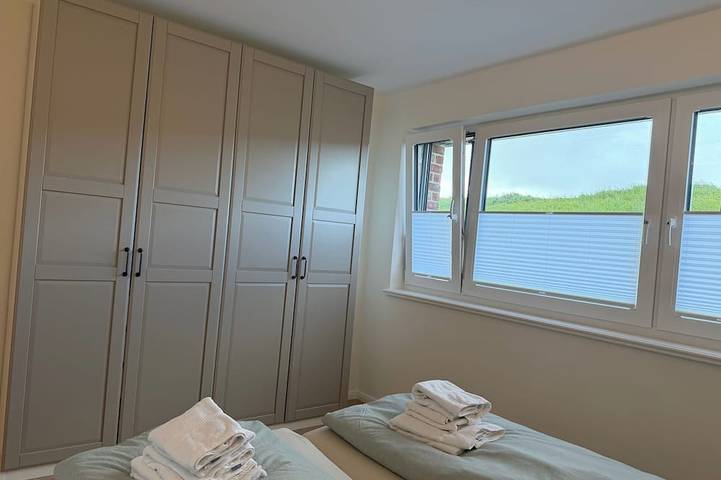 Ganze Wohnung, Wohlfühlen im BeachHus, Whg.2 : Lage, Lage, Lage, Ferienwohnung für 4 Pers in St. Peter-Ording, Eiderstedt