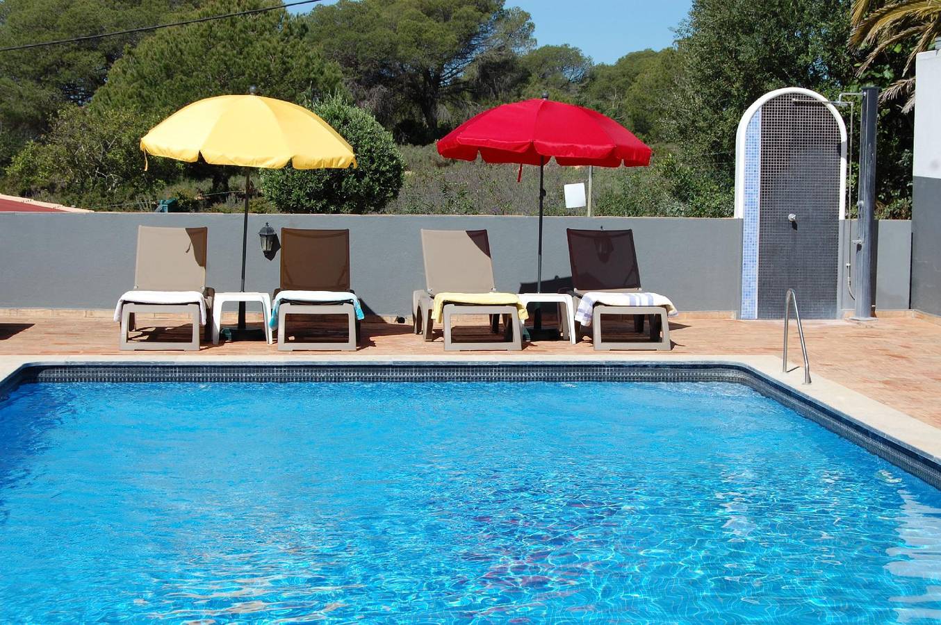 Villa mit 4 Schlafzimmer, Wlan und Blick zum Meer in Faro, Faro Distrikt
