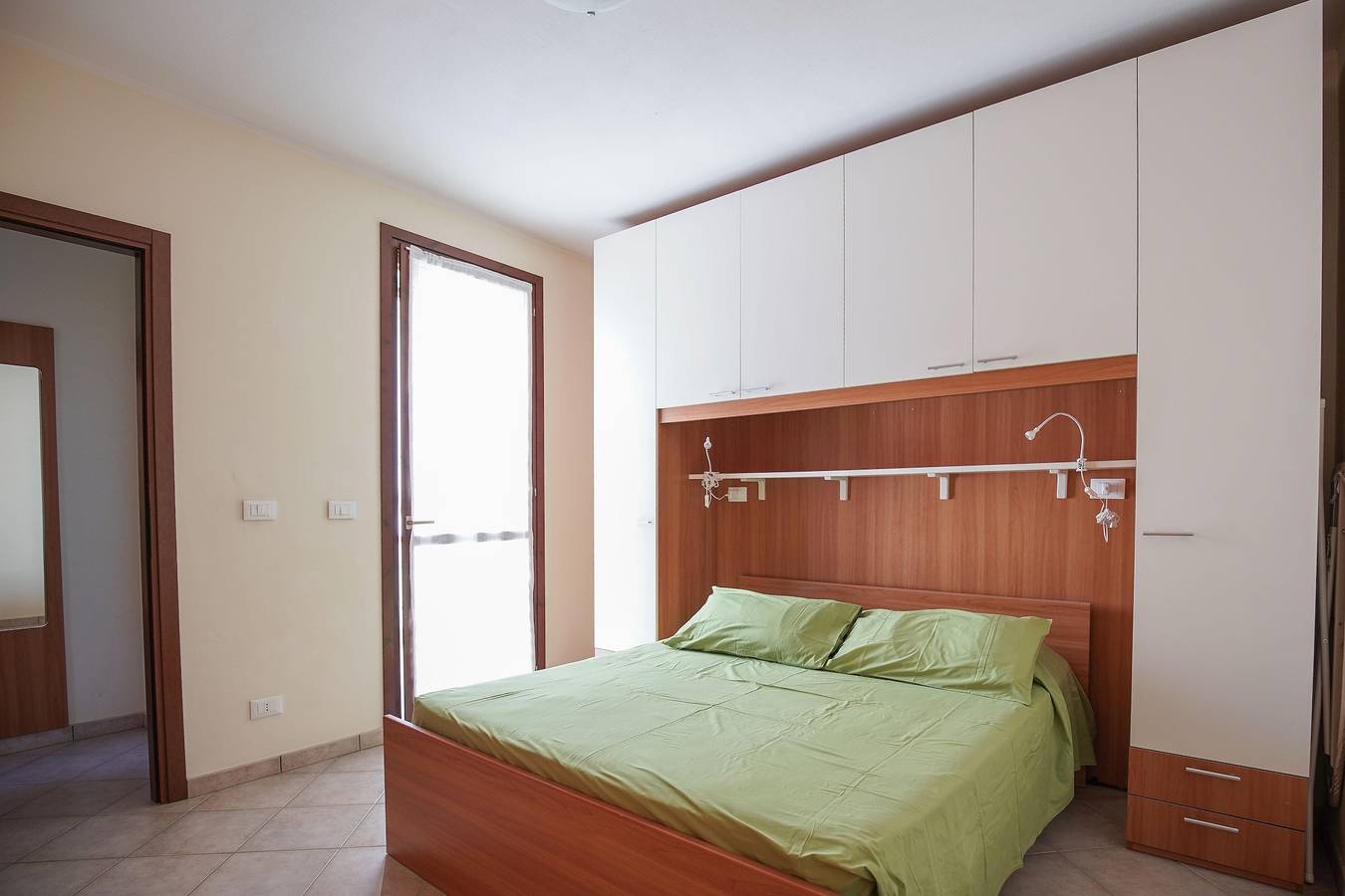Sea view home with patio with barbecue, private garden and parking space in Lido degli Estensi, Provincia de Ferrara