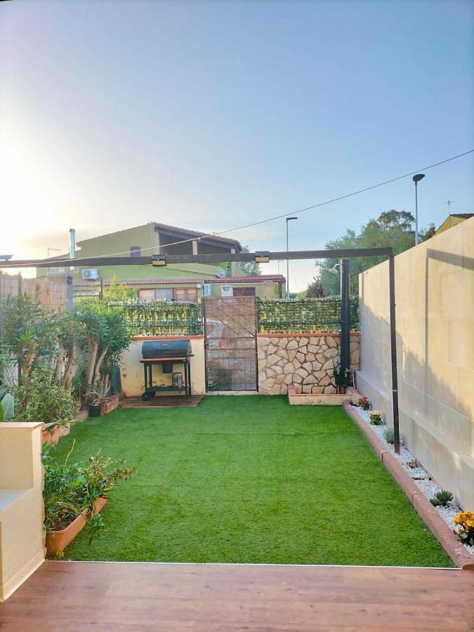 Appartement de vacances pour 5 personnes, avec terrasse et jardin
