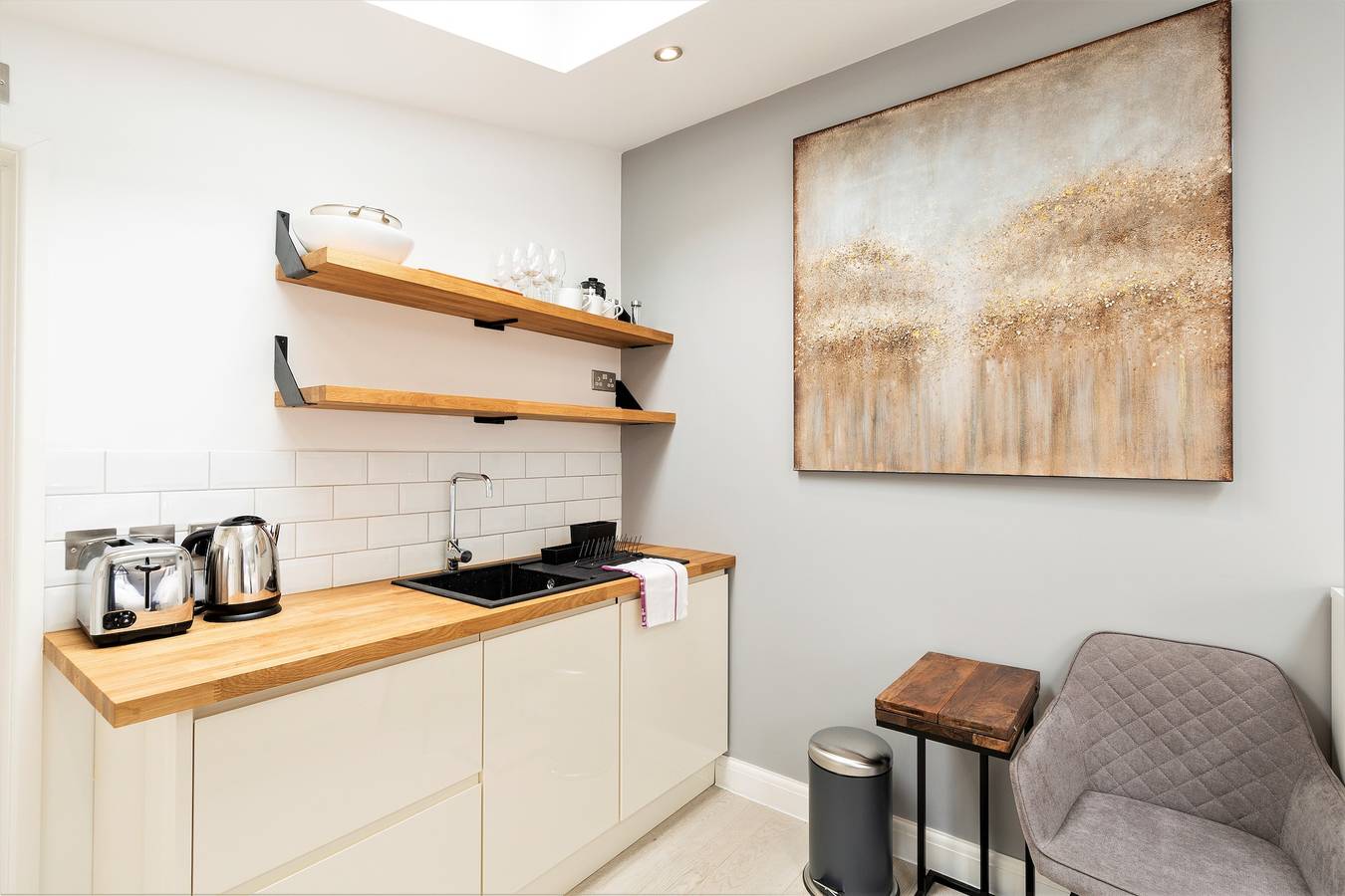 Your Apartment | Bristol The Nook in Bristol, South West England