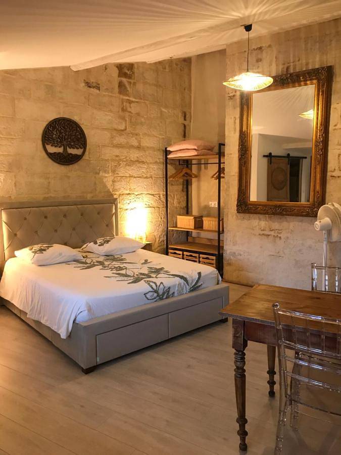 Gîte pour 2 personnes, avec vue à Uzès - 2