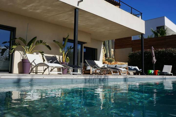 Villa pour 8 personnes, avec terrasse et jardin à Bandol