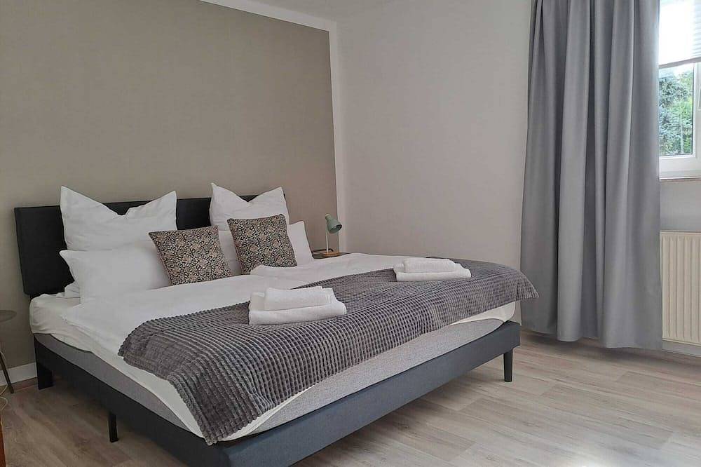 Ganze Wohnung, Apartment Seeblick,Ihr einzigartiger Aufenthalt direkt am Bad Salzunger Burgsee in Bad Salzungen, Werratal