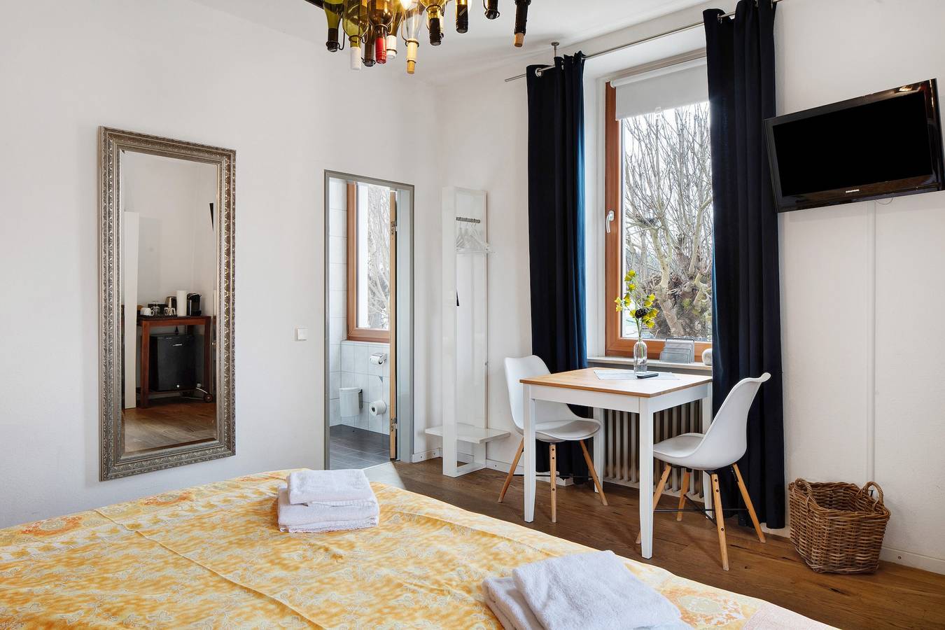 Zimmer 'In Vino Veritas' mit Gemeinschaftsgarten und Wlan in Oberrotweil, Vogtsburg im Kaiserstuhl