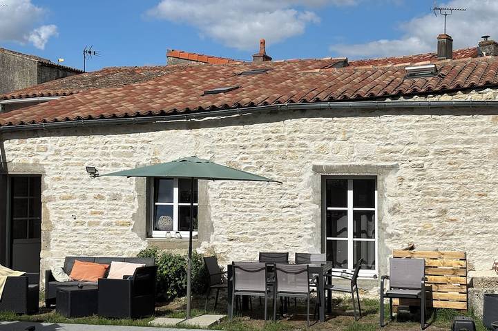 Location de vacances pour 6 personnes, avec Jardin à Marans