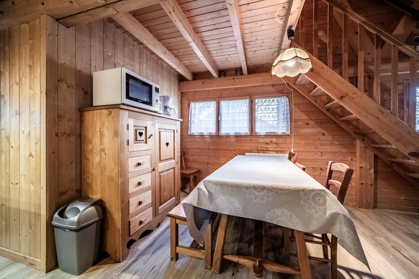 Chalet „4p Confort – Les Trolles“: Bergblick, private Terrasse und Wlan in Verchaix, Region Bonneville
