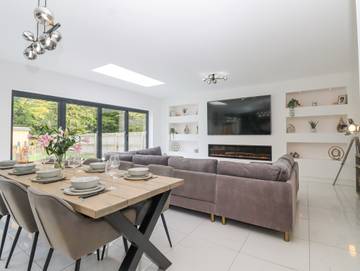 Cottage for 10 People in Challock, Kent Downs, Photo 3