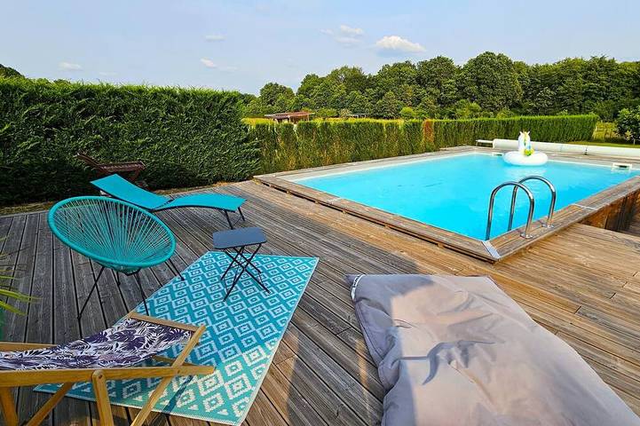 Location de vacances pour 7 personnes, avec jardin à Saint-Selve