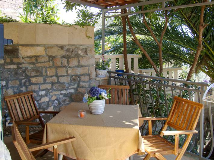 Ferienhaus für 4 Personen, mit Terrasse und Garten auf Brac - 3