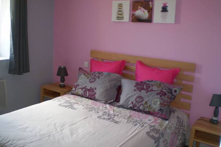 Gîte pour 9 personnes, avec jardin et terrasse à Sévérac-l'Église - 3