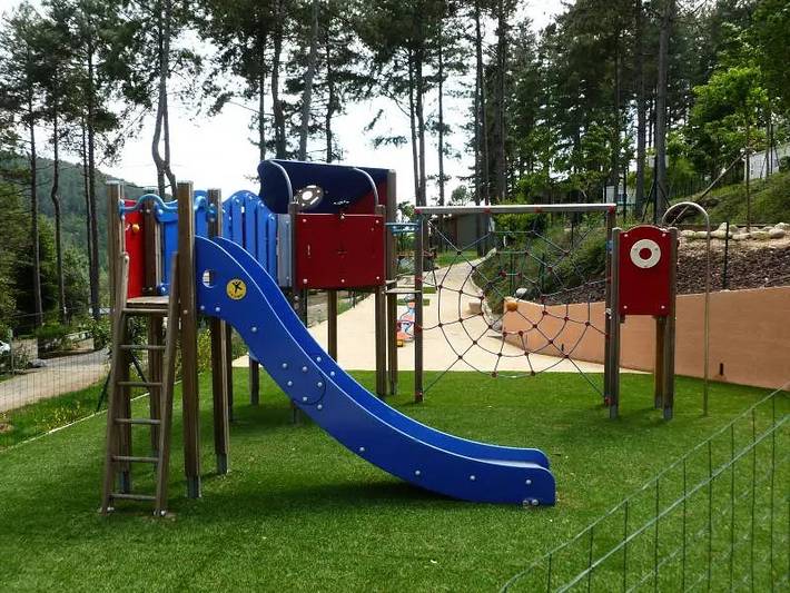 Chalet pour 4 personnes, avec piscine et terrasse en Ardèche - 4