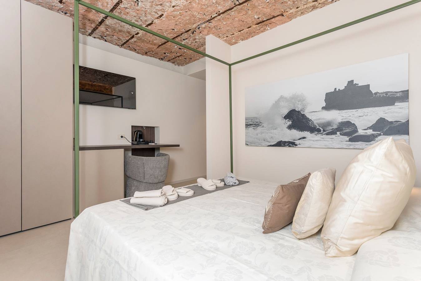 Chambre 'Pardo 01' avec Balcon, Wi-Fi et Climatisation in Catane, Province de Catania