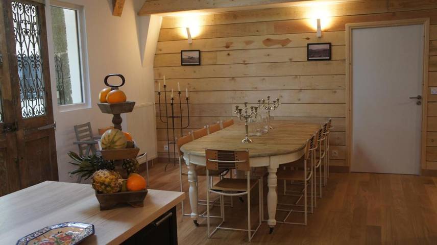 Chambre d’hôte pour 7 personnes, avec jardin et vue à Laqueuille - 2