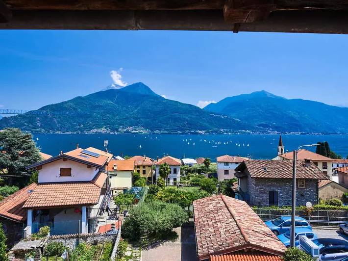 Ferienwohnung für 4 Personen, mit Balkon in Pianello del Lario