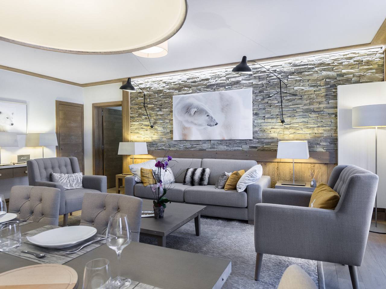 Appartement entier, Appartement luxueux à Courchevel Village avec sauna et accès direct aux pistes in Saint-Bon-Tarentaise, Les Trois Vallées