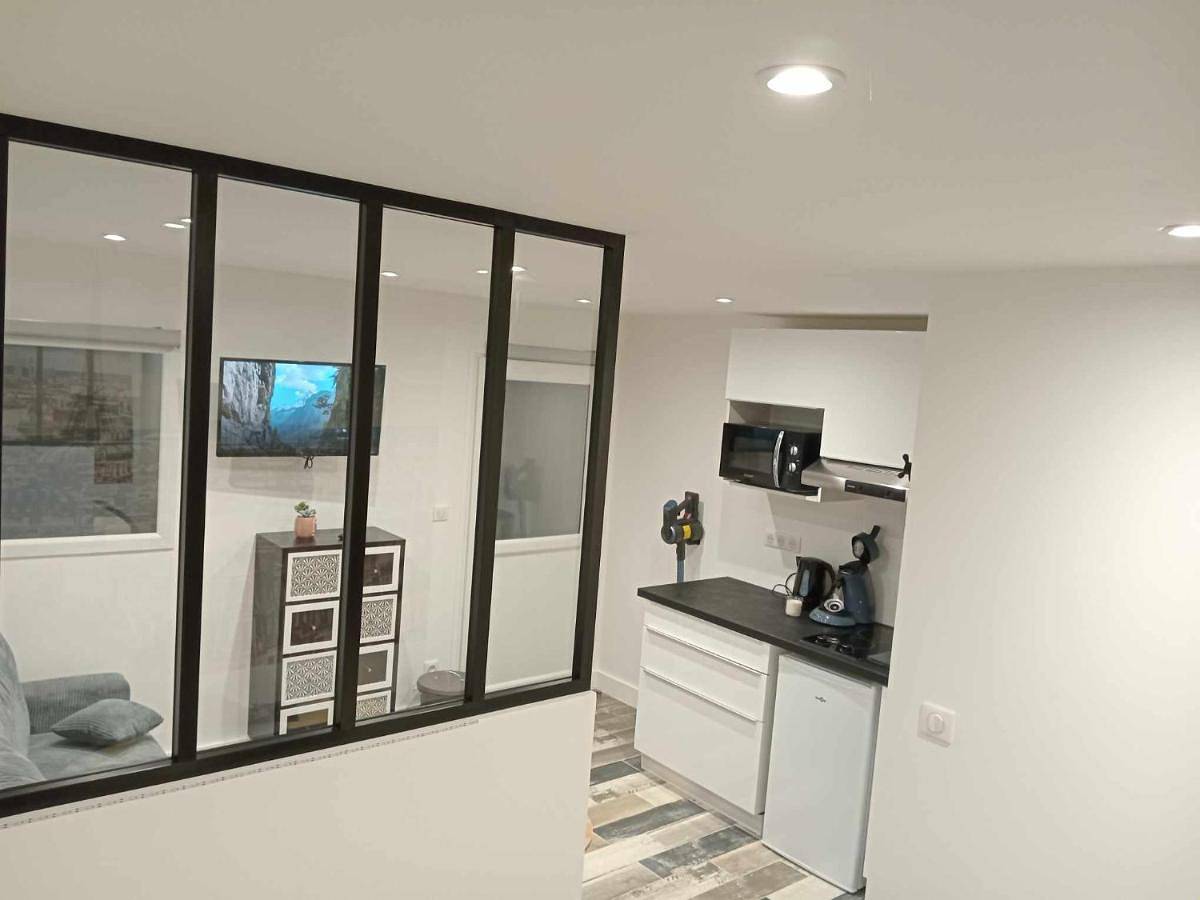Appartement entier, One-Bedroom Apartment in Athis-Mons, Essonne