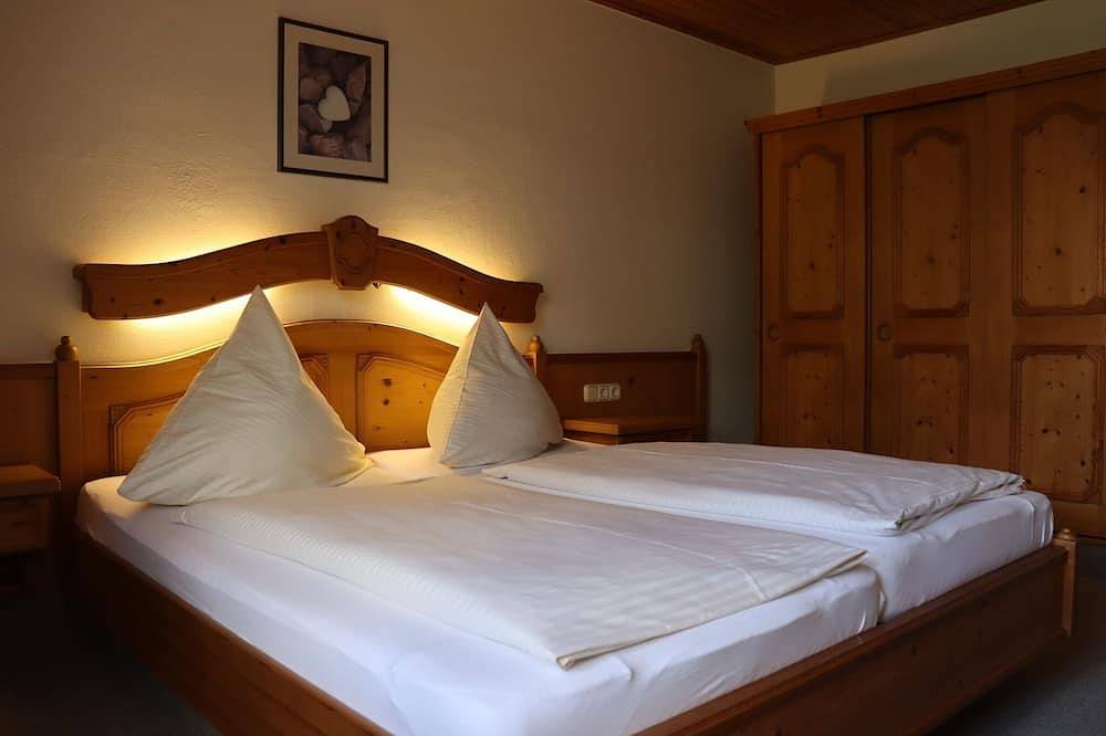 Ganze Wohnung, Ferienwohnung 55qm mit Süd-Balkon in Pleinfeld, Fränkisches Seenland