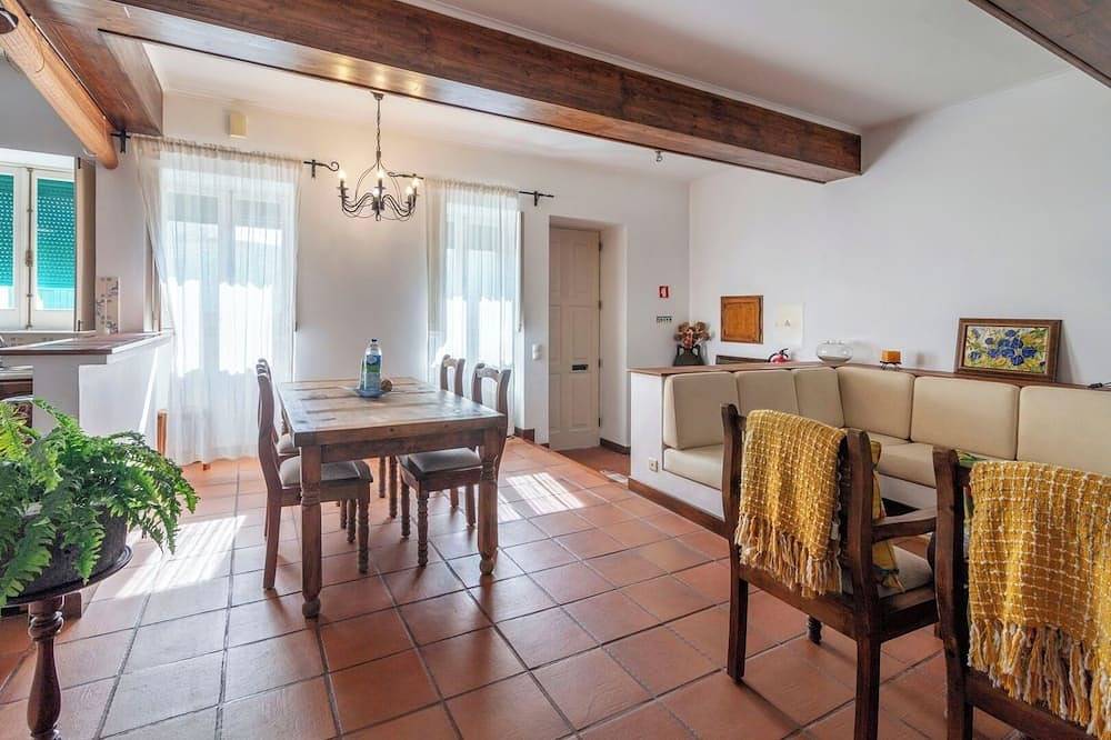 Ganze Wohnung, Charm House in the City Heart - Azorean Butler in São Miguel Island, Ponta Delgada
