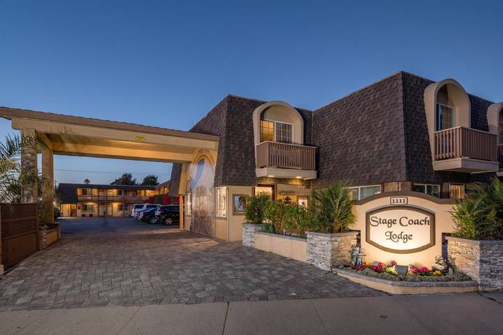 Hôtel pour 4 personnes, avec vue ainsi que piscine et jardin à Monterey - 2