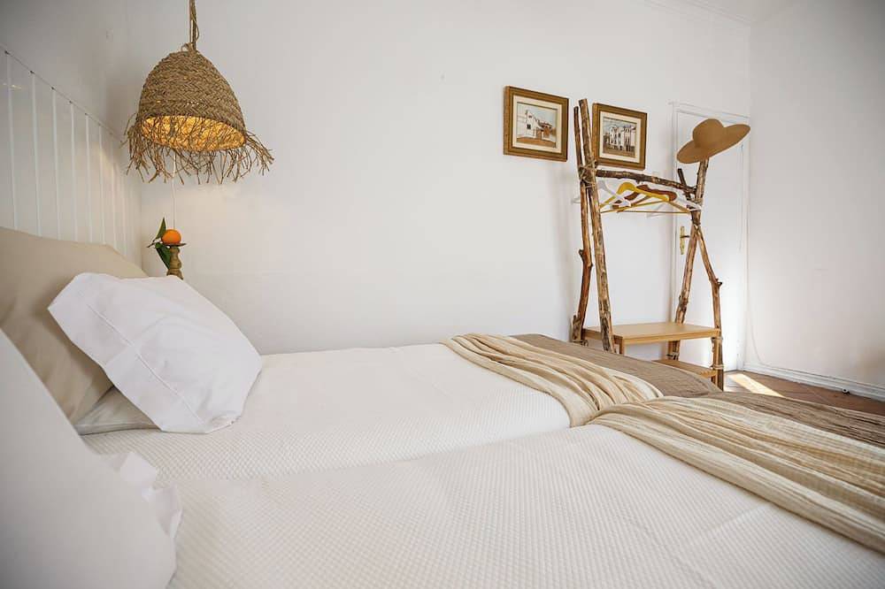 Romans House in Évora, Distrito de Évora