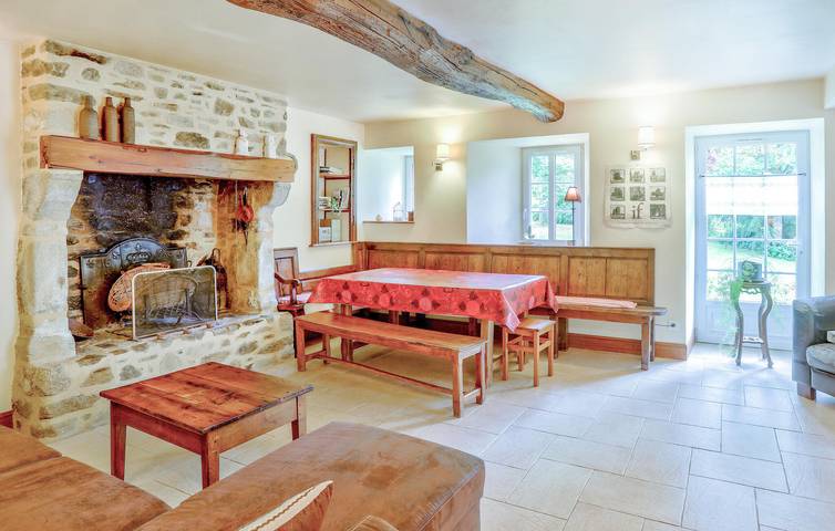 Appartement de jardin avec parking et Internet à Monthuchon in Monthuchon, Région de Coutances