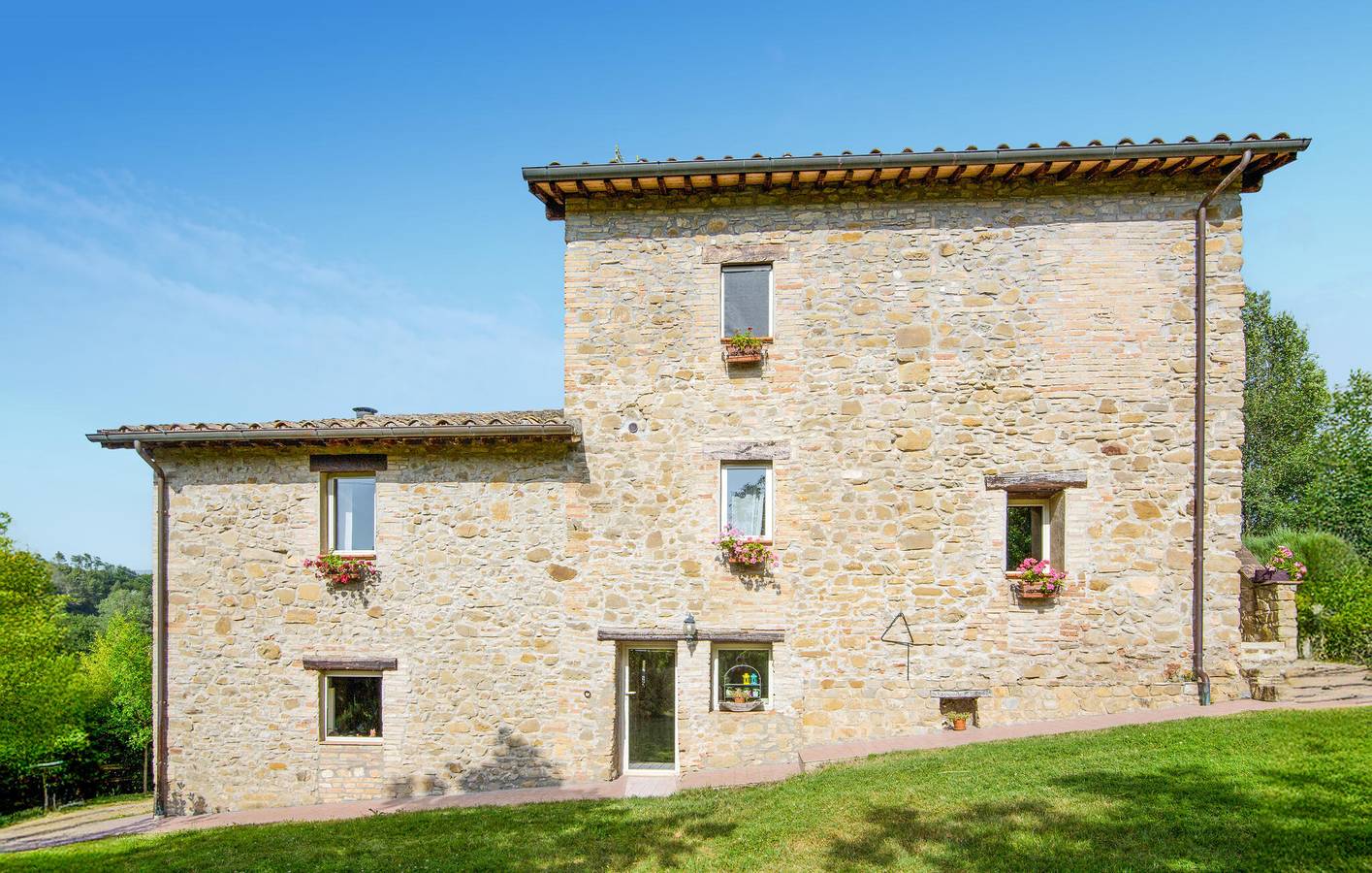 Encantador refugio de 28 m² con piscina, jardín y wifi in Collazzone, Provincia de Perugia