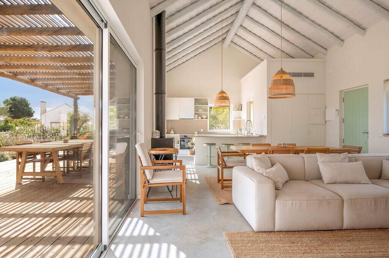 Guestready - Paraíso à beira-mar com piscina in Praia do Carvalhal, Carvalhal