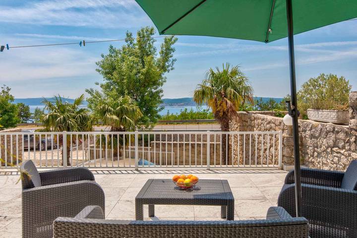 Ganze Ferienwohnung, Ferienwohnung mit Klimaanlage und Meerblick in Crikvenica, Primorje-Gorski Kotar