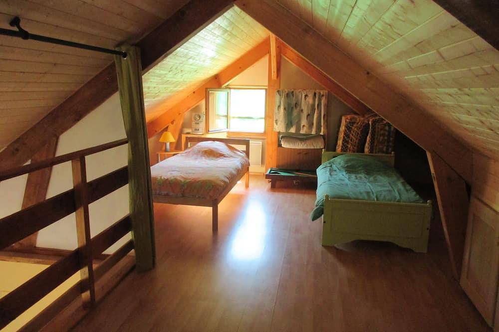 Lac du Sautet (38). Maison de vacances - proximité du parc des Ecrins. in Corporation d'étudiants, Parc national des Écrins