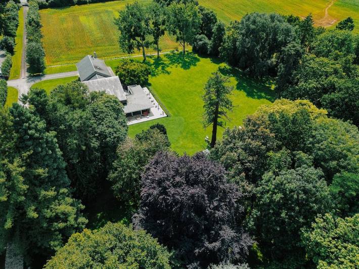 Hôtel pour 2 personnes, avec jardin dans Saint-Berthevin - 4