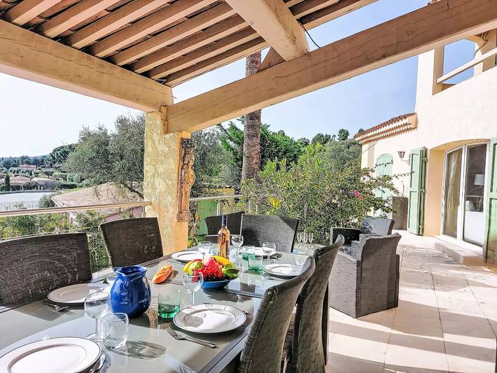 Location de vacances pour 6 personnes, avec piscine et balcon à La Cadière-d'Azur - 3