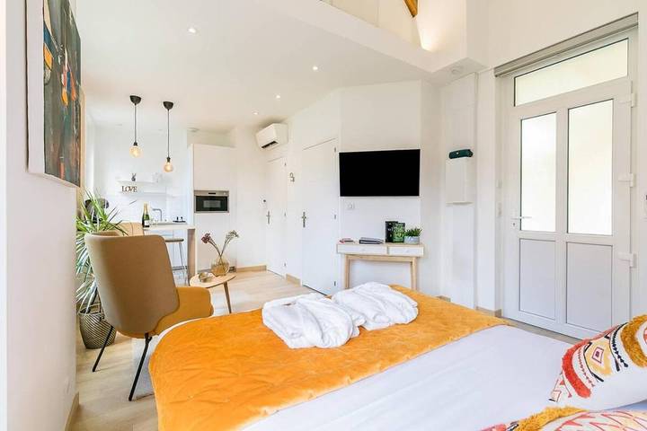 Gîte pour 2 personnes, avec jacuzzi à Dijon - 4