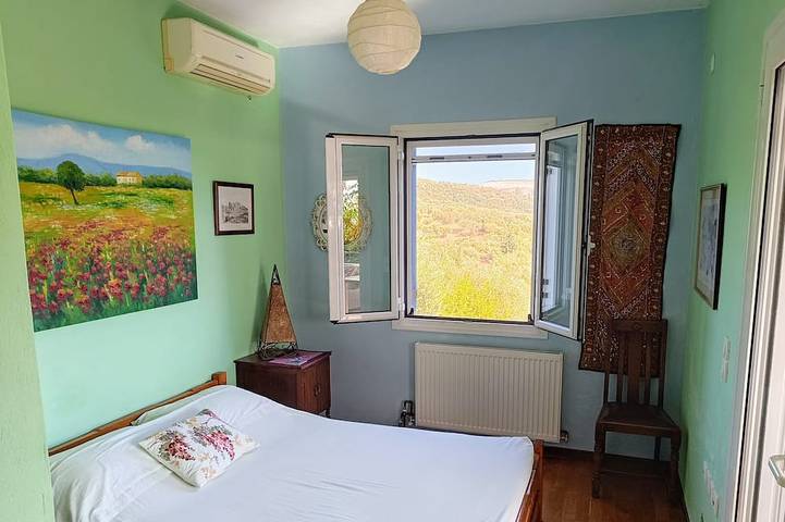 Location de vacances pour 4 personnes, avec jardin et balcon dans Gialova - 2