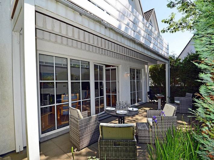 Feriehus for 6 personer, med hage og sauna i Rügen